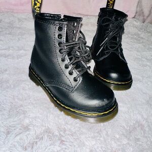 Toddler Girls Dr.Martens Boots 7